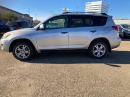 
										2011 Toyota RAV4 full									