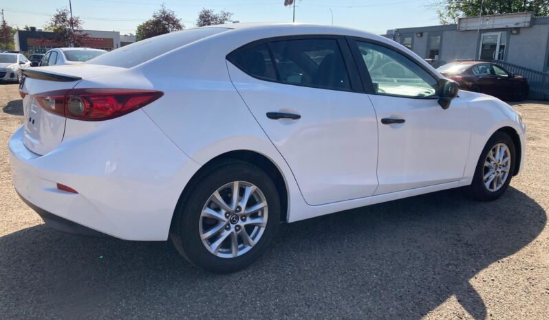 
								2015 Mazda MAZDA3 full									