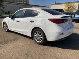 
										2015 Mazda MAZDA3 full									