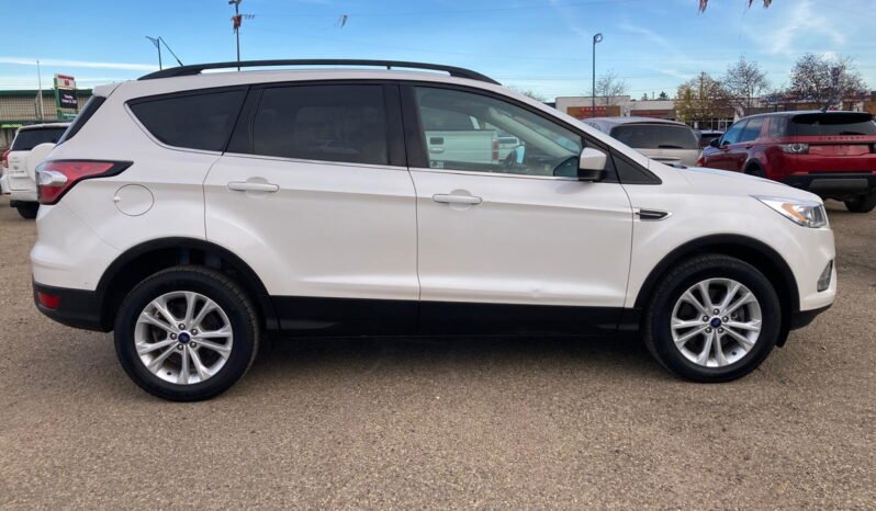 
								2018 Ford Escape SEL full									