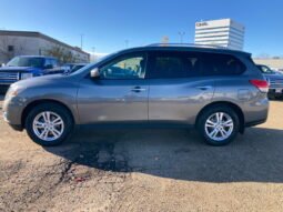 
										2015 Nissan Pathfinder full									