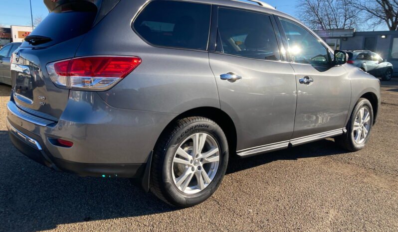 
								2015 Nissan Pathfinder full									