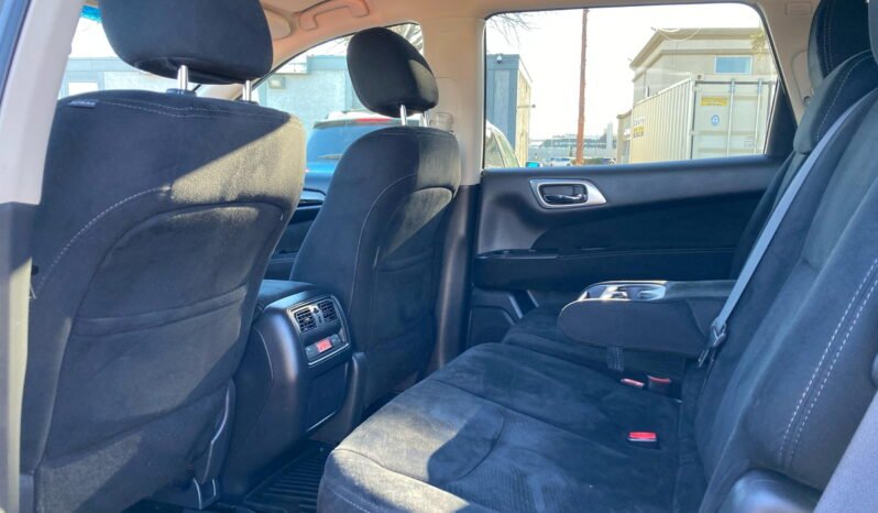 
								2015 Nissan Pathfinder full									