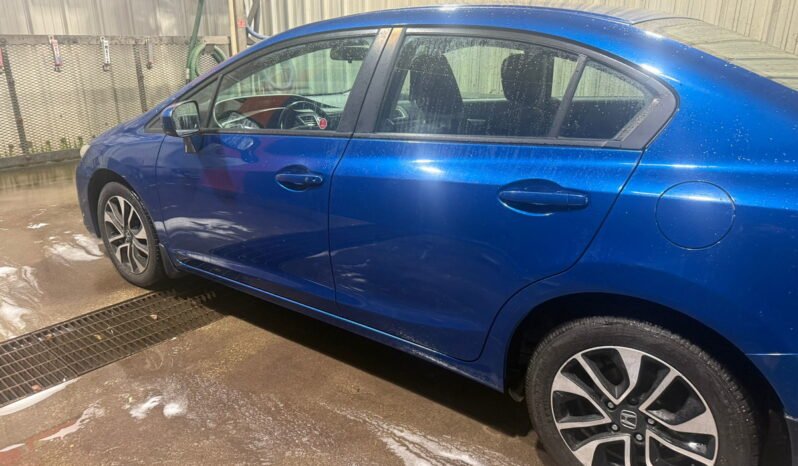 
								2015 Honda Civic full									