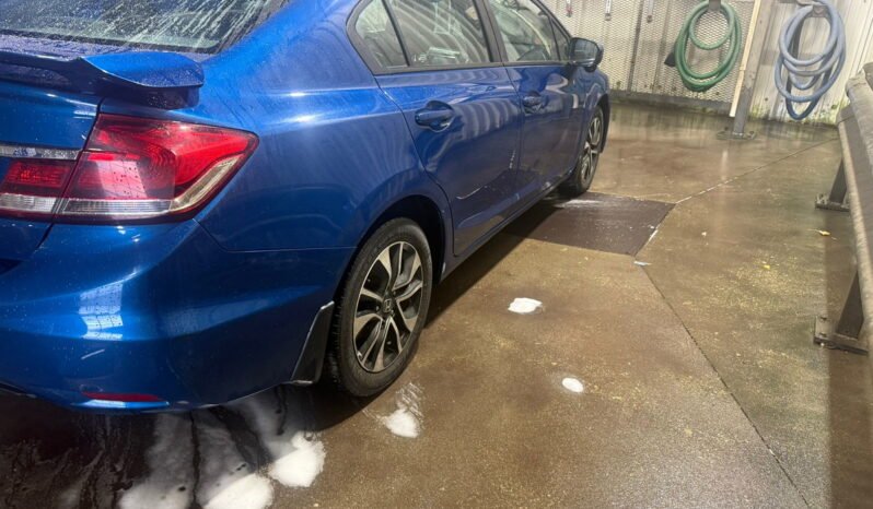 
								2015 Honda Civic full									