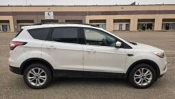 
										2018 Ford Escape SEL full									