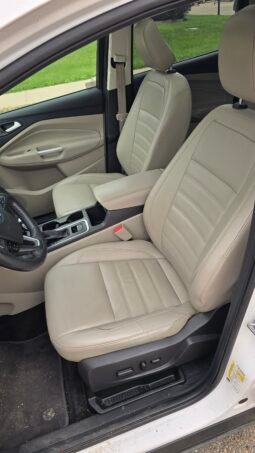 
										2018 Ford Escape SEL full									